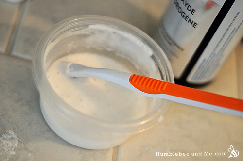 Super Simple Grout Cleaner